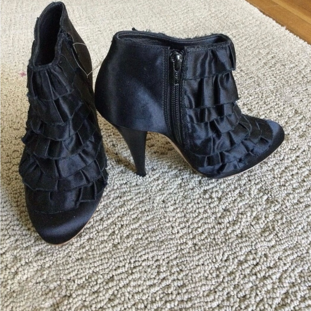 BCBGMaxAzria Black Ruffled Ankle Boots